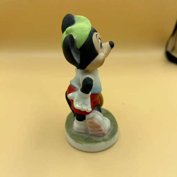 Mickey Mouse Figurine Tennis Porcelain Bisque. - Picture 3 of 5